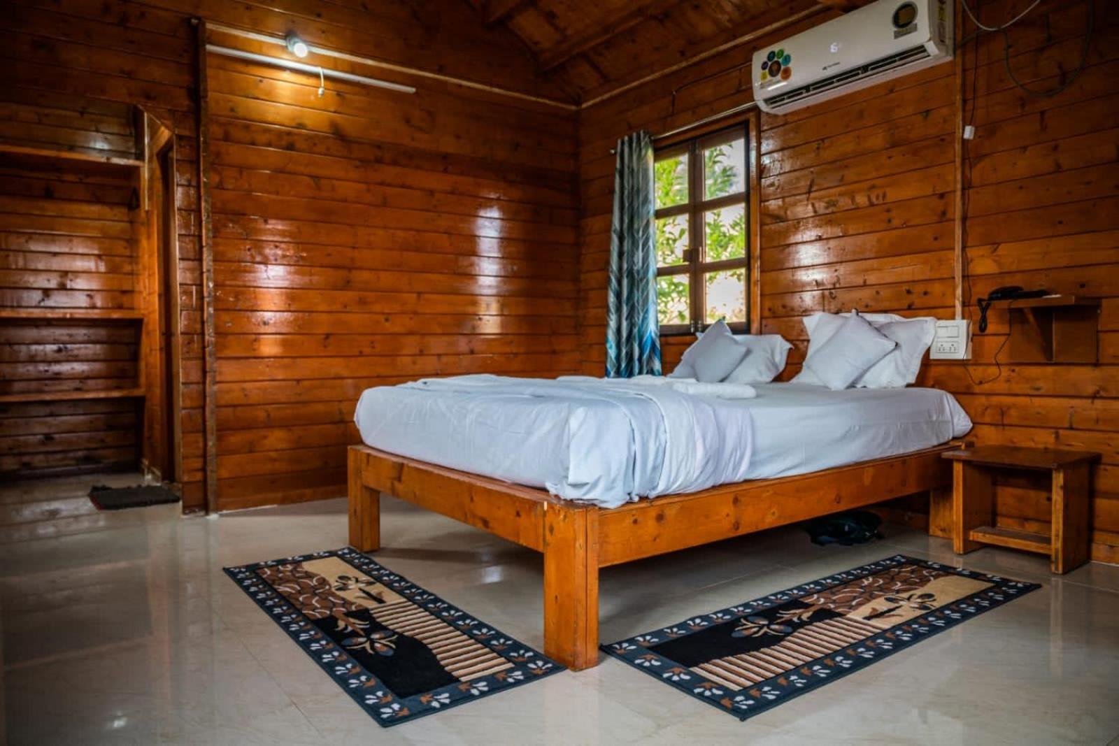 Leo Wooden Resorts Hampi Exterior photo
